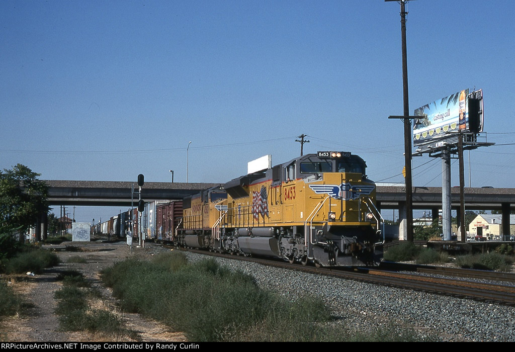 UP 8453 at Stockton